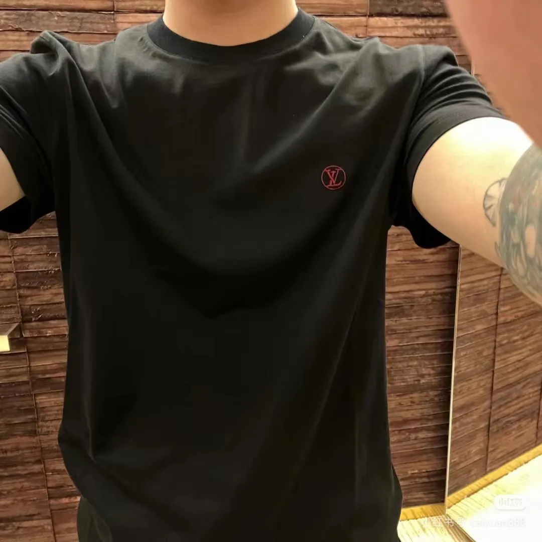 Louis Vuitton/